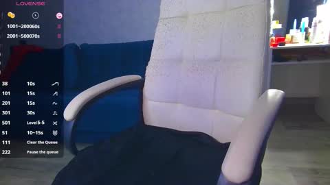 Ilona online show from November 26, 8:00 am