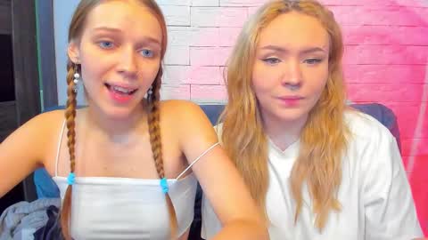 _prettybaby_ online show from December 16, 6:25 pm