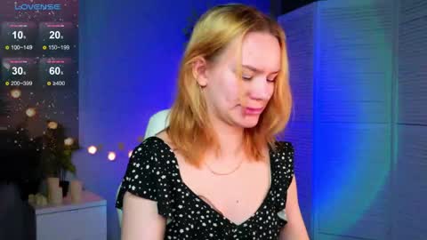 im Amy online show from April 3, 6:20 am