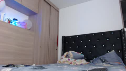 Snapshot of _ravenna_ chatting on February 5, 3:13 am Samara Romero online show from February 5, 3:13 am