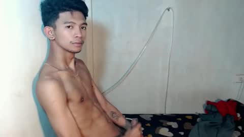 _rellvanxx online show from November 29, 4:53 am