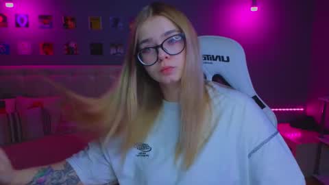 LISSAPVT IS OPEN online show from March 11, 3:58 am