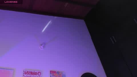   online show from November 27, 3:09 pm