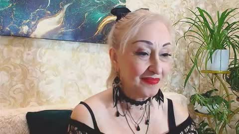 Sara online show from November 17, 7:00 am