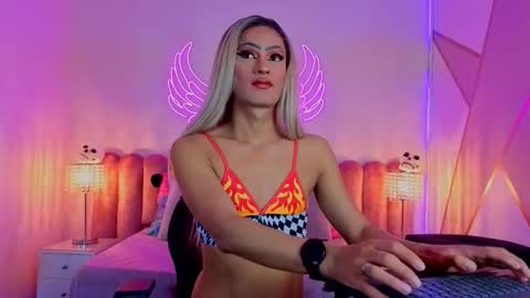 Scarlett online show from October 21, 8:08 am