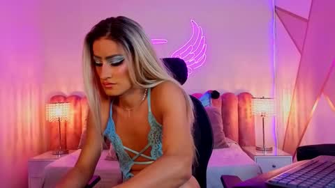 Scarlett online show from September 23, 9:03 am