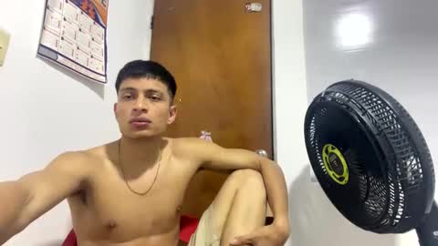 Juan Pablo-independent model online show from October 28, 7:31 am