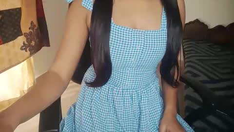 _shalini_0 online show from November 24, 4:22 am