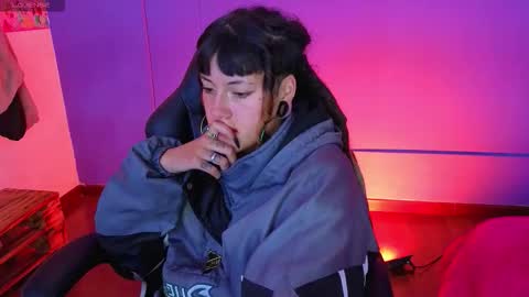 _sharlotte777 online show from November 12, 4:20 pm