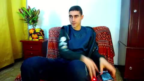 _skyleer_ online show from October 20, 1:21 am