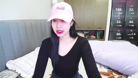 winni online show from February 24, 3:12 am