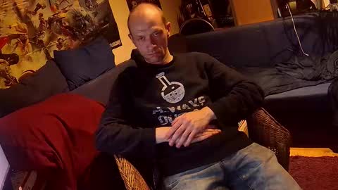 Sven online show from October 28, 9:49 pm