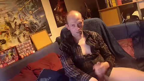 _svenerd_____ online show from May 9, 11:00 pm