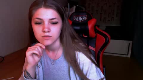 Mari online show from April 14, 1:58 pm