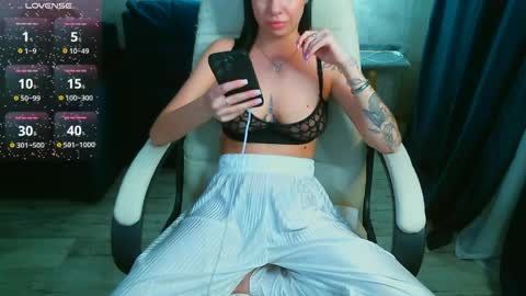 Milana   welcome to my world  online show from April 1, 1:41 pm