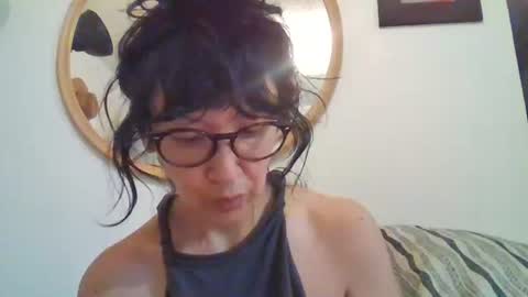 _tutti_frutti_ online show from March 8, 4:05 am