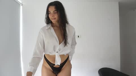 Snapshot of _vahos chatting on January 27, 6:20 pm Anastasia Vahos online show from January 27, 6:20 pm