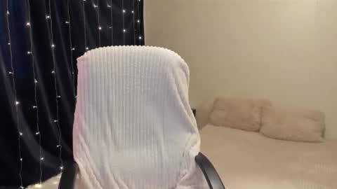 _vallylove online show from March 6, 5:46 am