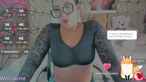 vane online show from October 10, 7:19 pm