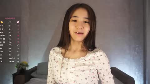 Viola online show from April 1, 6:38 pm