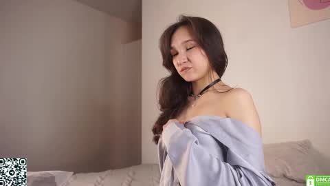 Viola online show from March 8, 8:03 pm