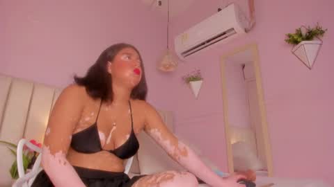 _wendy_x online show from June 10, 11:53 am