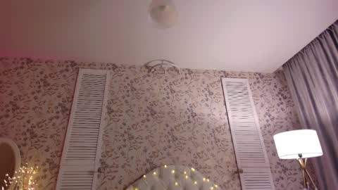 Wendy online show from April 6, 4:46 am