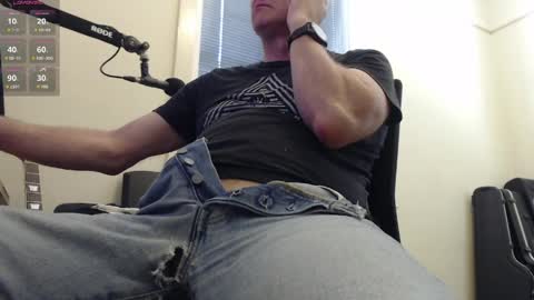 _xxrockstarloverxx_ online show from April 2, 9:11 pm