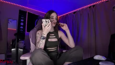 Roxy online show from February 27, 6:17 am