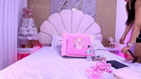 Aisha online show from November 21, 12:14 pm