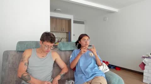 A Sexy Couple online show from January 7, 7:28 pm