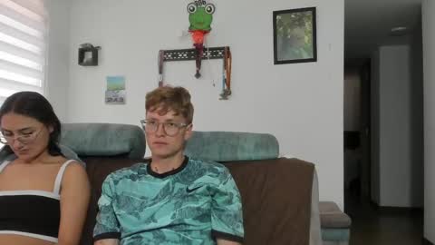 A Sexy Couple online show from September 19, 7:17 pm