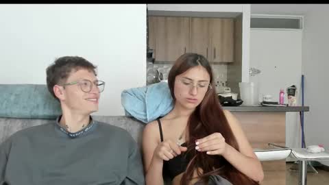 A Sexy Couple online show from February 17, 6:06 pm