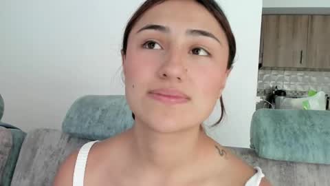 A Sexy Couple online show from March 6, 6:37 pm