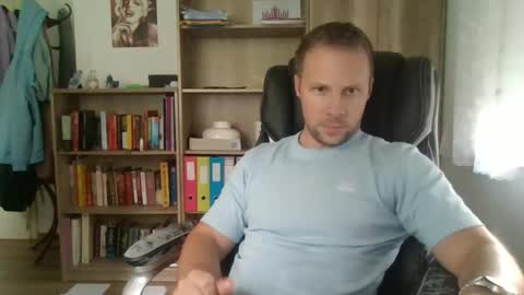 Long distance cumshot online show from September 30, 10:15 am