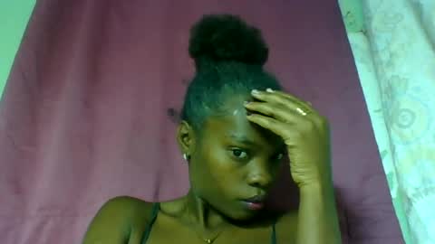 aadienne online show from June 21, 8:04 pm