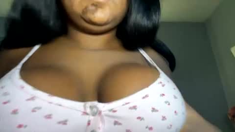 aaliah20 online show from June 24, 5:42 pm