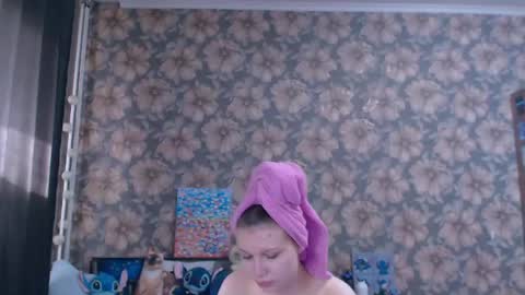 Alice online show from April 14, 3:10 am