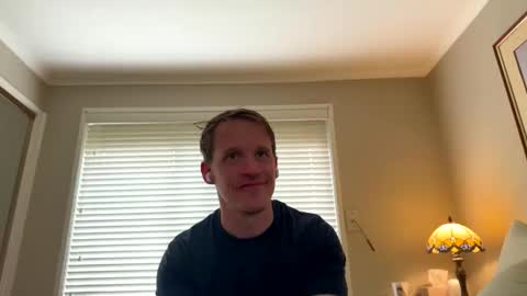 Kris online show from March 2, 5:19 am