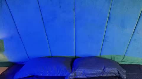 Aaron Ezequiel online show from September 30, 10:09 pm