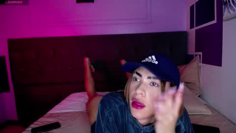 Snapshot of aaron_fordd chatting on October 25, 6:41 pm Aaron fordd online show from October 25, 6:41 pm