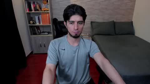 Aaron online show from February 14, 11:42 pm