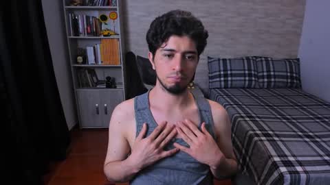 Aaron online show from December 16, 11:44 pm