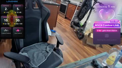 Aaron Skye online show from February 4, 12:58 am