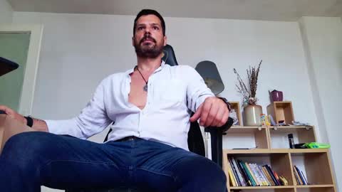 Aaron online show from June 1, 7:42 am