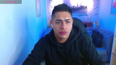 Aaron online show from September 22, 12:09 pm