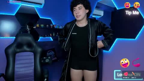 Aroon online show from February 24, 2:58 pm