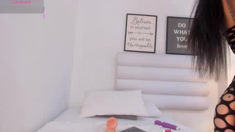 abbey_walker online show from November 28, 11:28 am