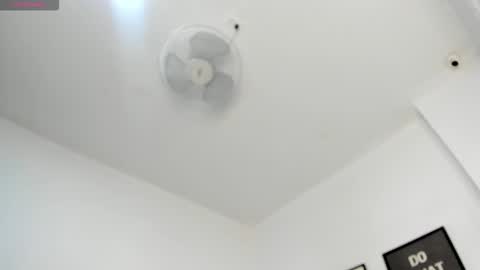 abbey_walker online show from March 3, 11:06 am