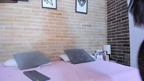 abbey_walker online show from November 3, 11:22 am